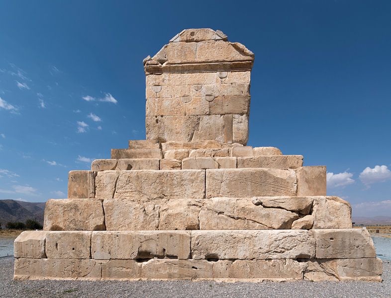 Iran: Pasargadae von Maarten Verhees