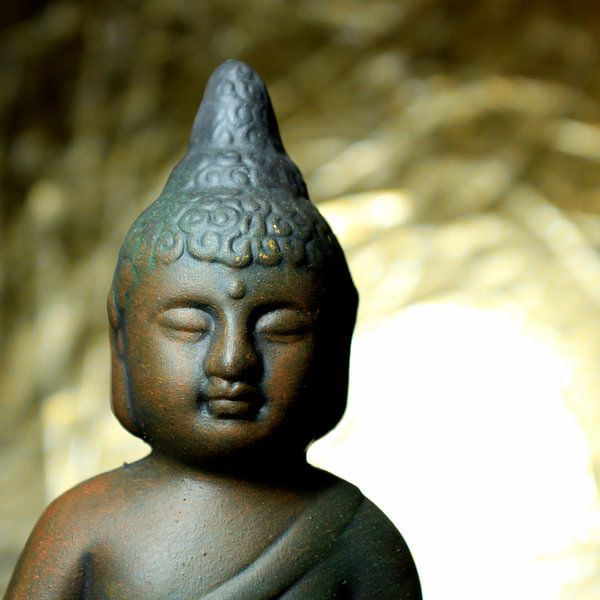 Boeddhabeeld op gouden achtergrond van Andreas Berheide Photography