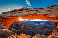 Lever de soleil sur Mesa Arch