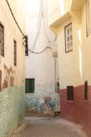 Atmosphärische Gasse in Moulay Idriss | Marokko | Reisefotografie Druck