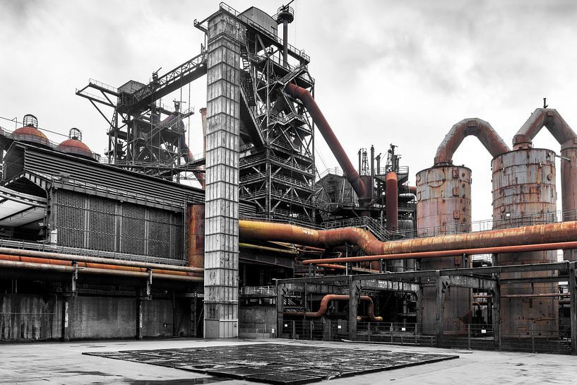 Landschaftspark Duisburg in schwarz-weiß mit Farbakzent von Evert Jan Luchies