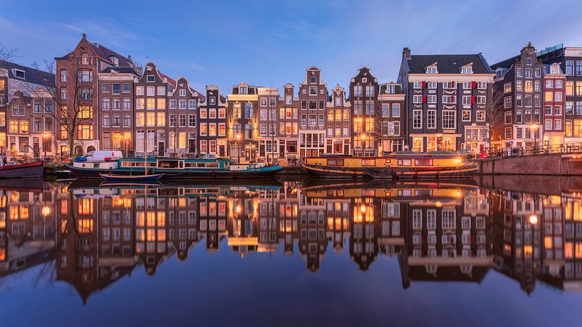 Amsterdam Singel Panorama Blue Hour par Vincent Fennis