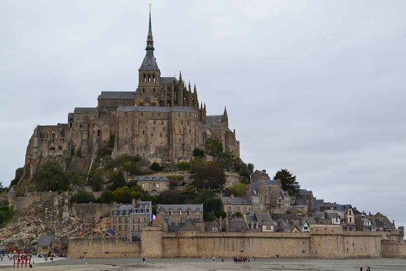Mont Saint Michel by Barry Randsdorp