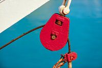 Riemenscheibe und Metallverbindungen auf einem Schiff