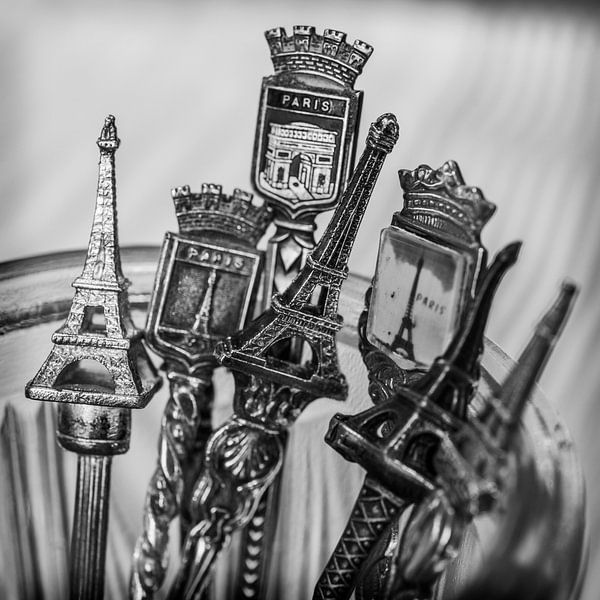 48° 51′ 30″ N, 2° 17′ 39″ OL Eiffel Tower by Blond Beeld