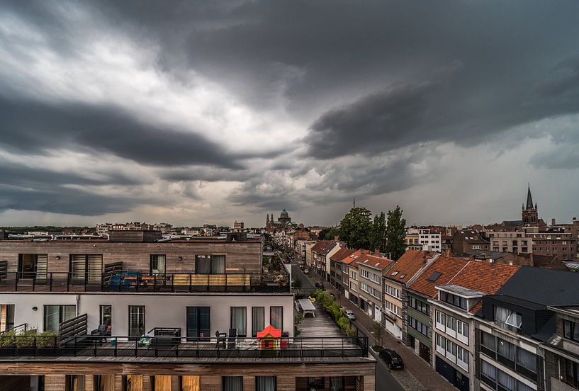 Nuages de tonnerre au-dessus de Bruxelles par Werner Lerooy