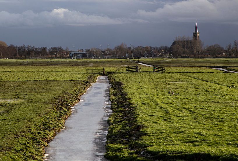Schermerhorn met Hollandse wolken luchten by Sjaak van Etten