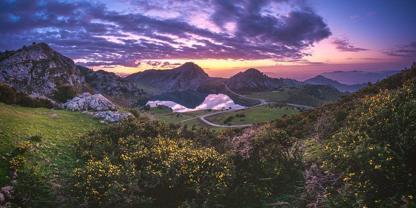 Espagne Lagos de Covadonga Panorama par Jean Claude Castor
