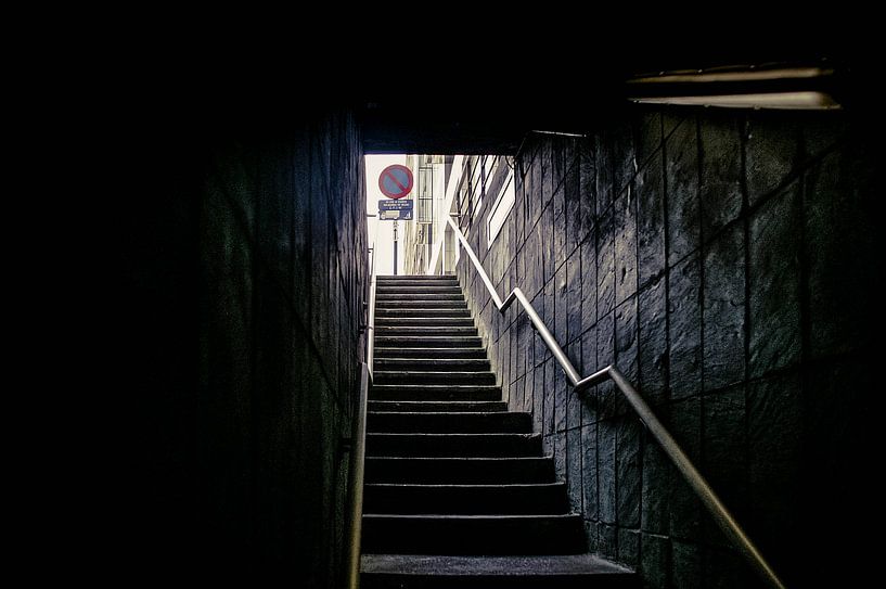 Way out von Klaas Leussink