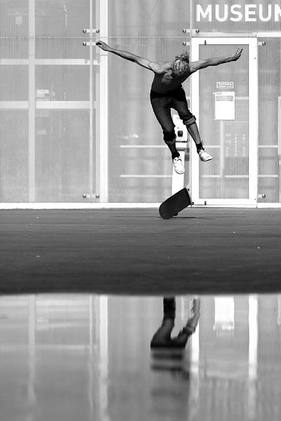 A mi-chemin par Harro Jansz