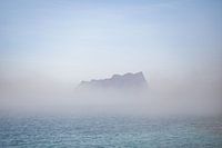 Mist Uitzicht Zee eiland, Costa Blanca Spanje
