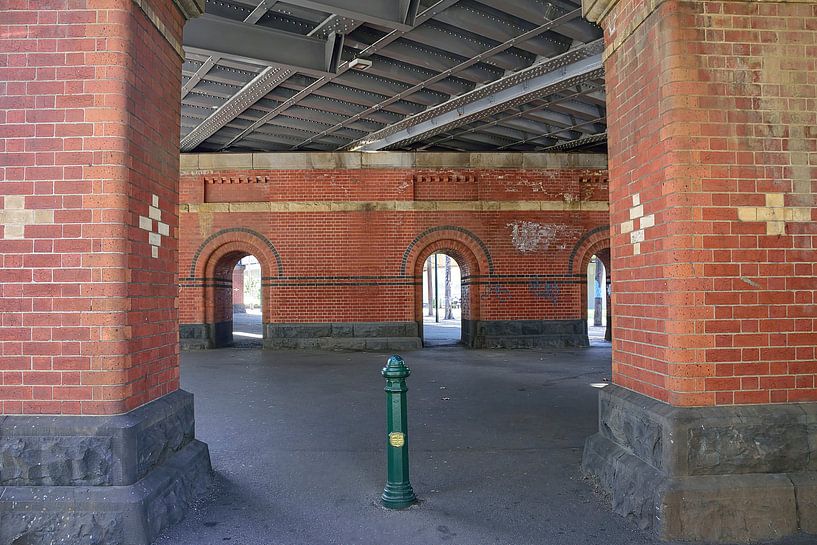 Sous les voies ferrées de Flinders Street par Frank's Awesome Travels