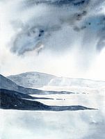 Graue Küstenlandschaft mit Sonnenstrahlen