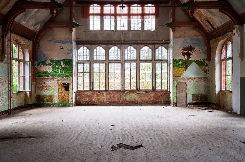 Abandoned Hall in Beelitz. by Roman Robroek - Photos of Abandoned Buildings