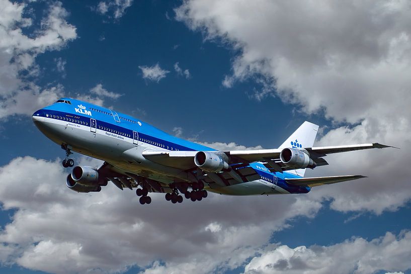 KLM PH BUT, Boeing 747-206 by Gert Hilbink