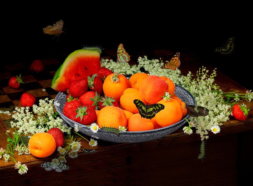 Nature morte 'Abricots et sureau'. par Willy Sengers