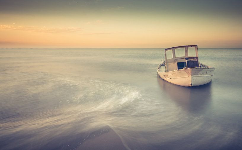 shipwreck vintage style by Johan Strijckers