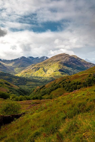 Die herrlichen Berge der schottischen Highlands von René Holtslag