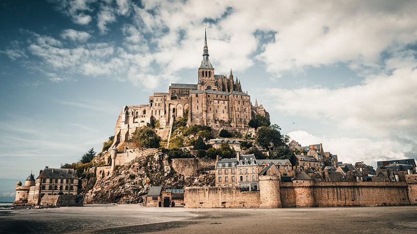 Le mont saint michel by Bjorn Brekelmans