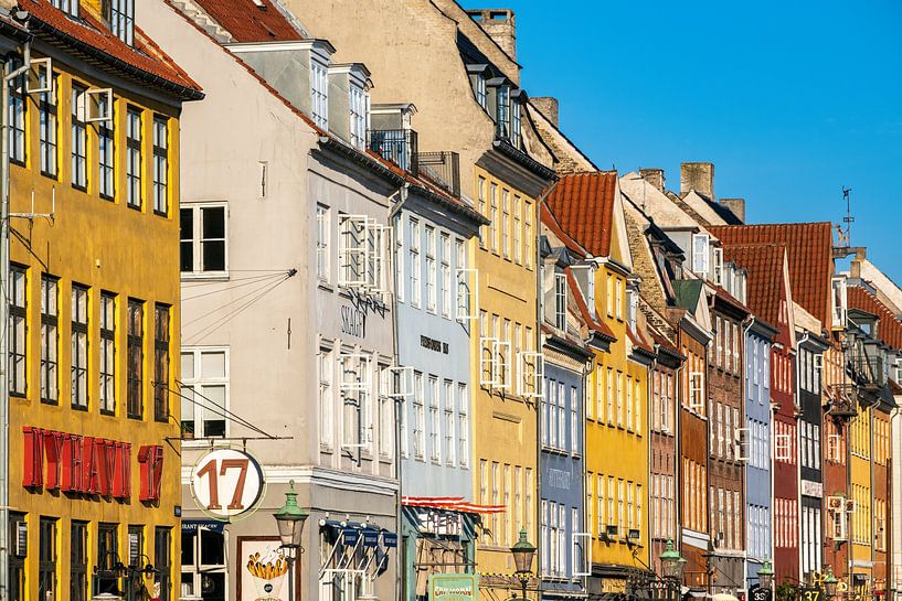 Facades of the Nyhavn in Copenhagen by Evert Jan Luchies