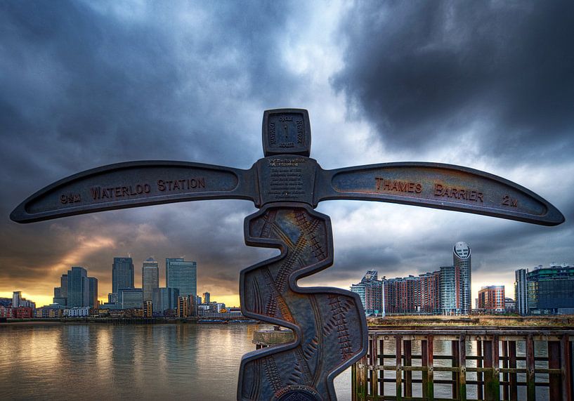 Blick auf Canary Wharf / London von Rob de Voogd / zzapback