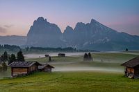 Seiser Alm mit Bodennebel