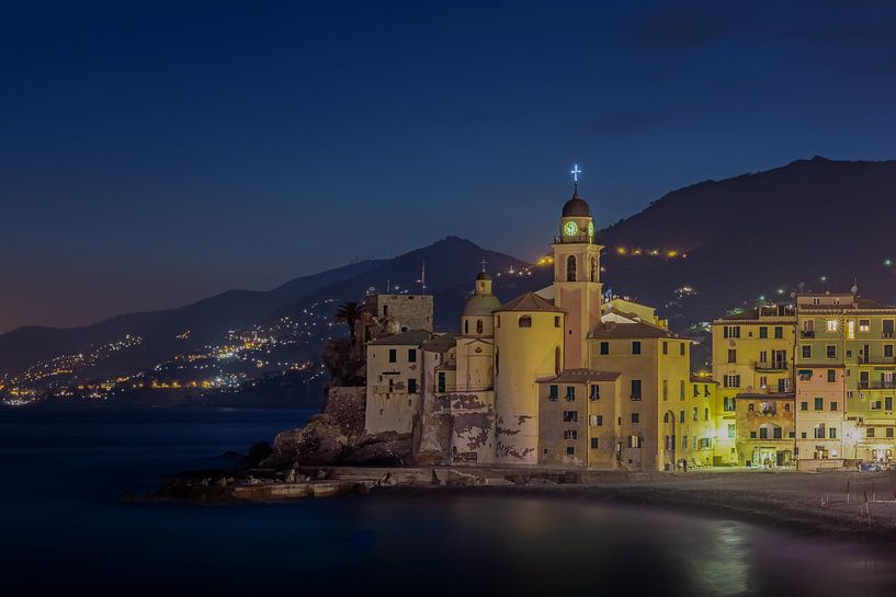 Camogli bei Nacht von Annette Roijaards