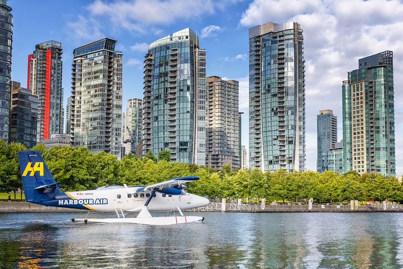 Twin Otter in Vancouver by Daan van der Heijden