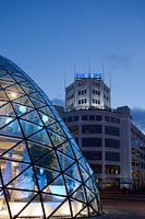 Blob en Philips Lichttoren in Eindhoven