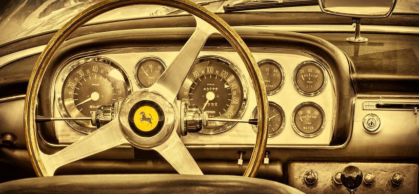 The classic Ferrari by Martin Bergsma