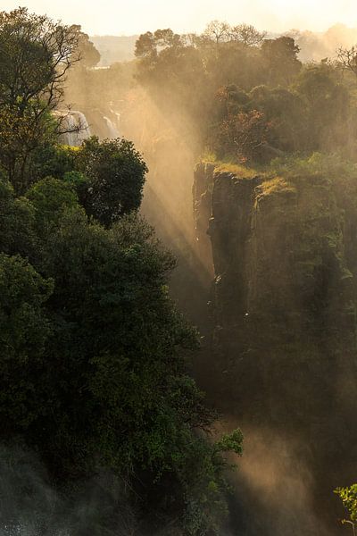 Victoria Falls by Remco Donners