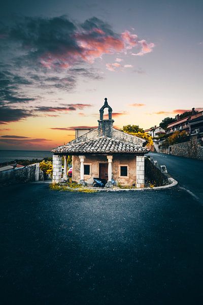 Altes Bergdorf in Kroatien zum Sonnenuntergang Moscenice von Fotos by Jan Wehnert