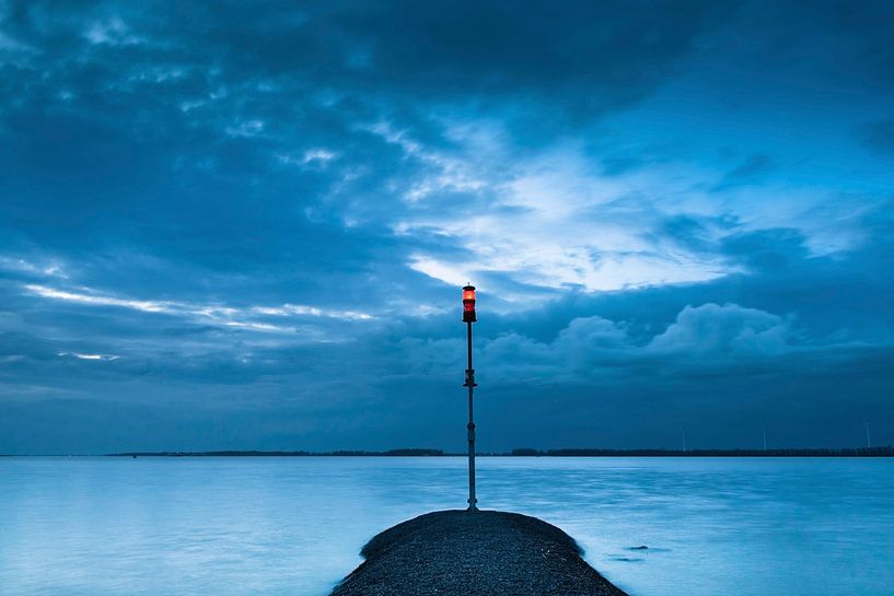 das rote Licht Hollandsch Diep von Eugene Winthagen