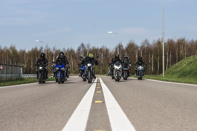 Motorcycle crew holland von Westland Op Wielen
