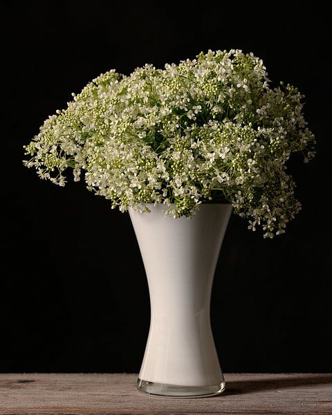 vase de fleurs par Saskia Schotanus