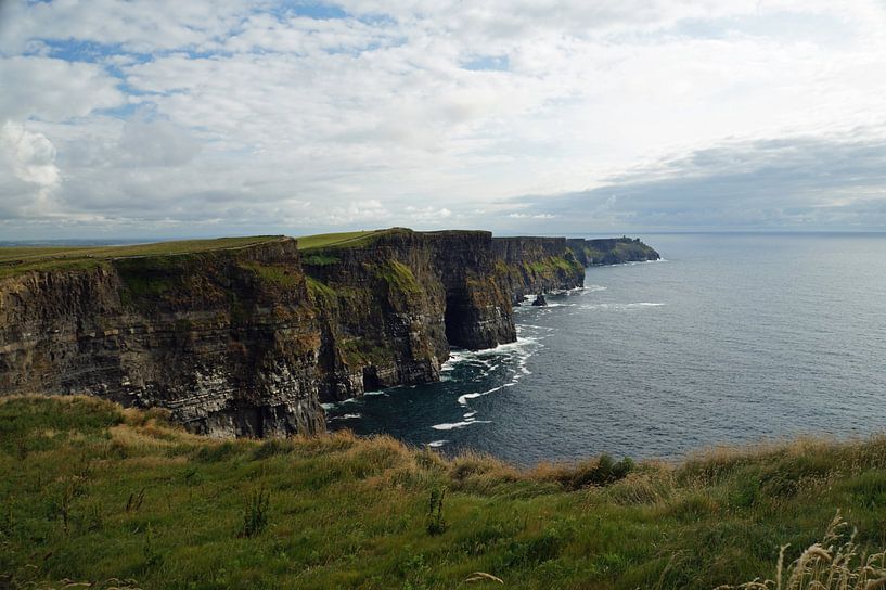 Die Cliffs of Moher sind die bekanntesten Klippen in Irland. von Babetts Bildergalerie