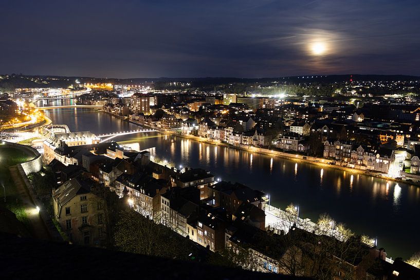 Pleine lune sur Namur, Belgique par Imladris Images
