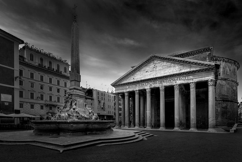 Pantheon in Rome - Black and White by Rene Siebring