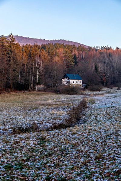 Petite promenade devant la porte d'entrée à Schmalkalden lors d'un magnifique coucher de soleil - Thuringe - Allemagne par Oliver Hlavaty