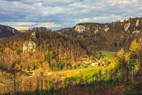 Blick ins Donautal mit Burg Wildenstein und Mauruskapelle - Naturpark Obere Donau