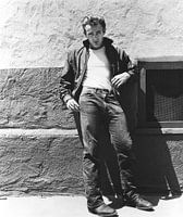 James Dean am Set von Rebel Without A Cause, 1955