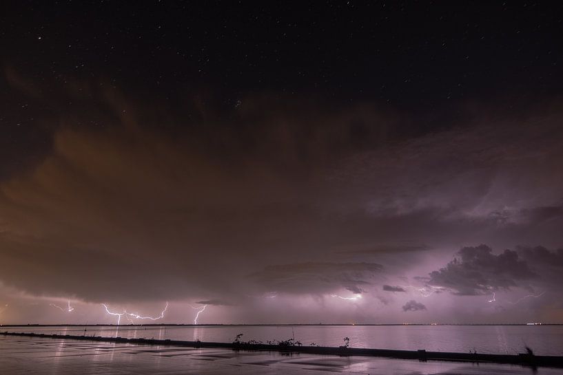 Onweer boven de Oosterschelde par Bas de Visser