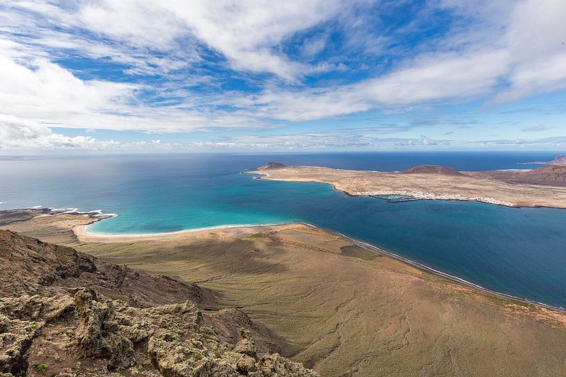 La Graciosa from Lanzarote by Easycopters