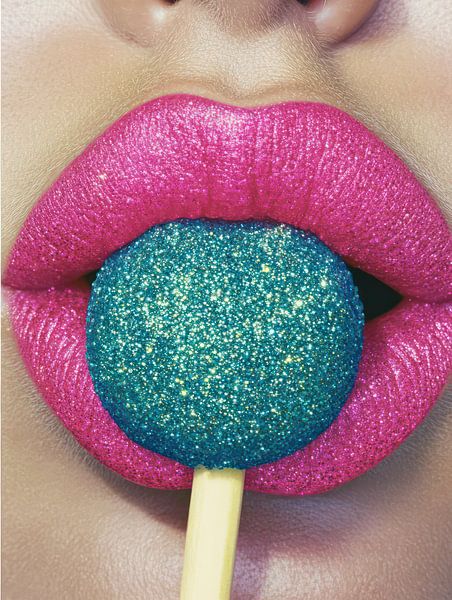 Rosa Lippen mit Lollipop von Franka Poulain