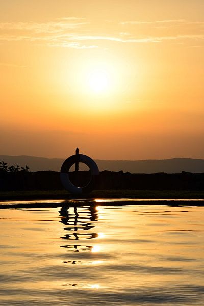 Zonsondergang Ngorogorokrater Afrika by Jorien Melsen Loos