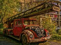 Camion de pompiers abandonné