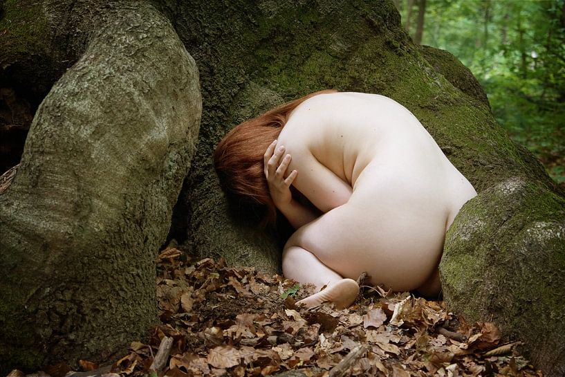 Nu dans la forêt par Axel Bückert