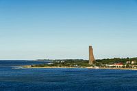 Vue sur le fjord de Kiel et le mémorial de la marine à Laboe