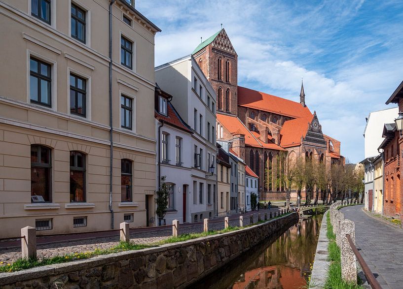Centre-ville de Wismar sur la côte de la mer Baltique dans le Land de Mecklembourg-Poméranie occidentale par Animaflora PicsStock