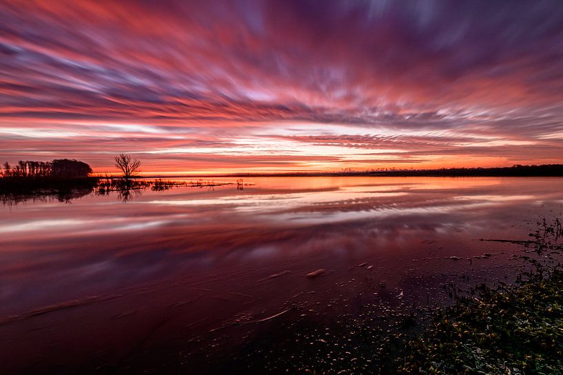 Feuer am Himmel. von Rick Ermstrang